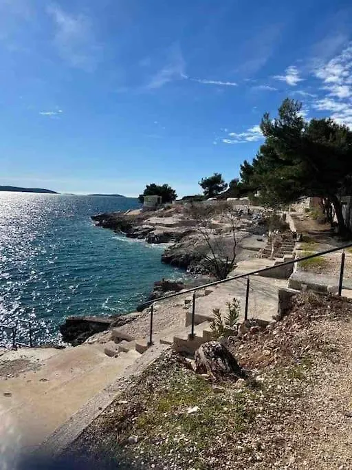 Trogir Ciovo Nice Studio Apartment Near The Sea