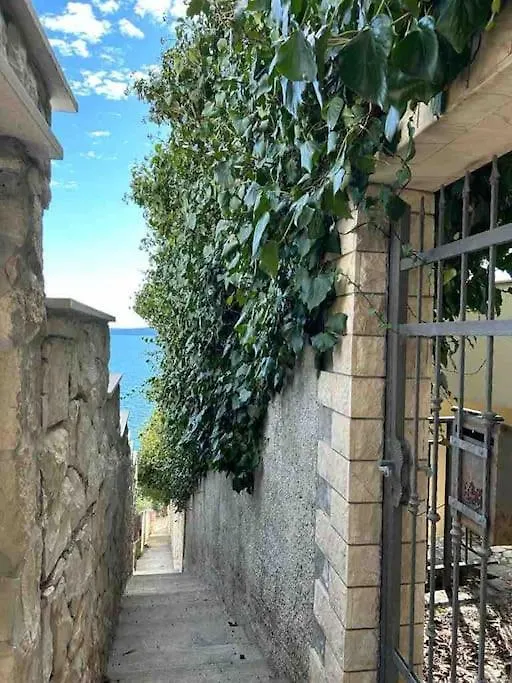 Trogir Ciovo Nice Studio Apartment Near The Sea 克罗地亚